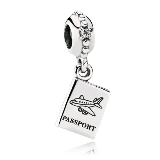 Charm PANDORA de Prata Pendente Passaporte - 791147CZ  Clique na imagem para fechar