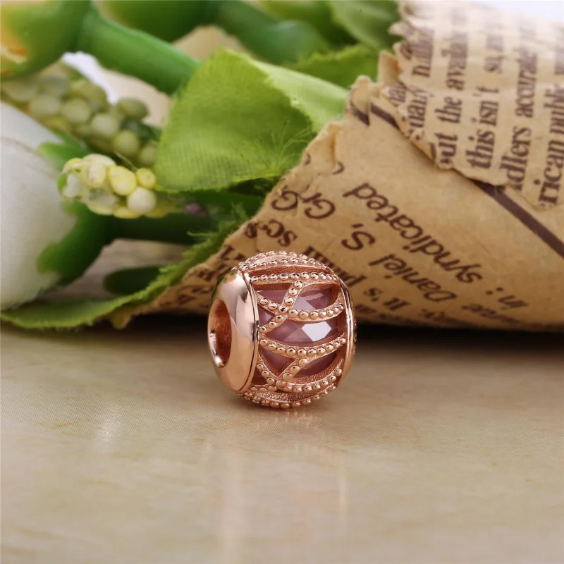 (imagem para) Charm PANDORA ROSETM Petit Facetado Rosa Entrelaçado - 781968PCZ - Visualizar 2