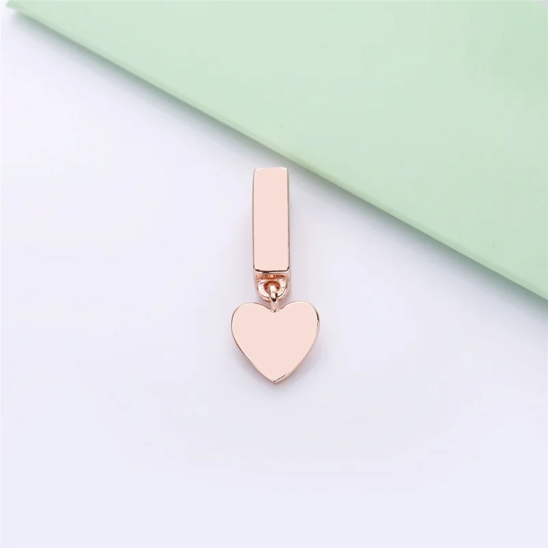 (imagem para) Clipe Pandora Reflexions Rose™ Amor - Visualizar 2