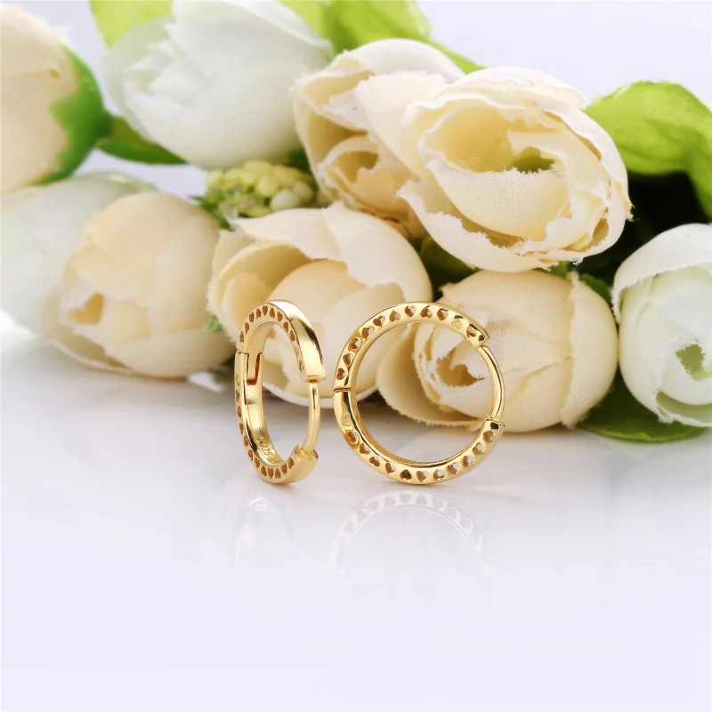 (imagem para) Argola Pandora Shine™ Clássico Corações Pandora - Visualizar 3