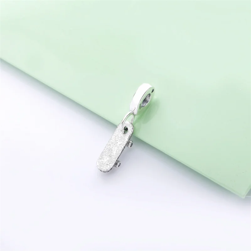 (imagem para) Pingente PANDORA Skate - "Seja Livre" - 797206CZ - Visualizar 2