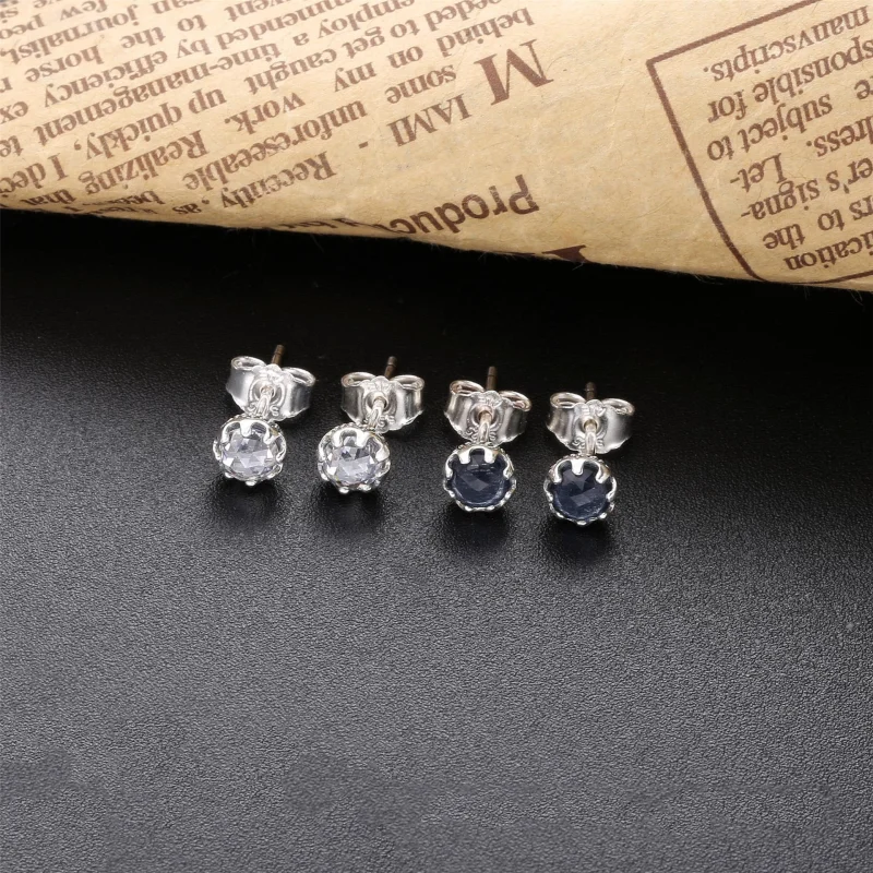 (imagem para) Brincos Petit Coroa Cintilante Azul Pandora - 298311NMB - Visualizar 2