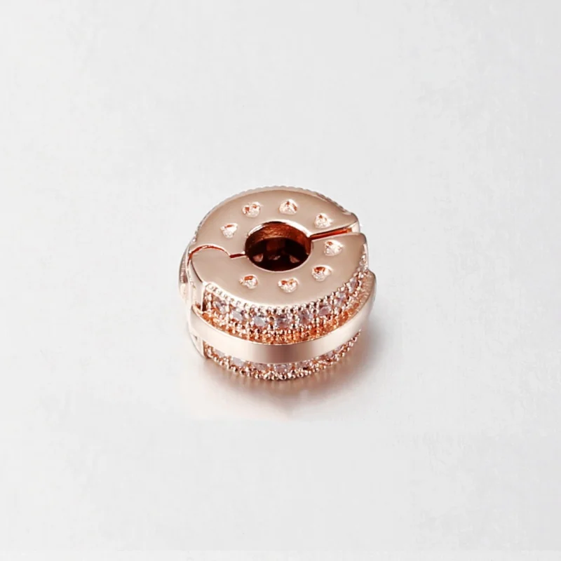 (imagem para) Charm com Clip Linhas Brilhantes e Logo em Pavé Pandora - 789042C01 - Visualizar 3