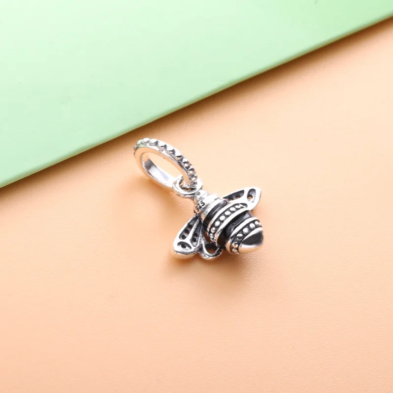 (imagem para) Charm Pendente Abelha Rainha - 398840C01 - Visualizar 3