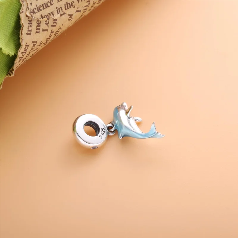 (imagem para) Charm Pendente Golfinho - Pandora Ocean - 798947C01 - Visualizar 3