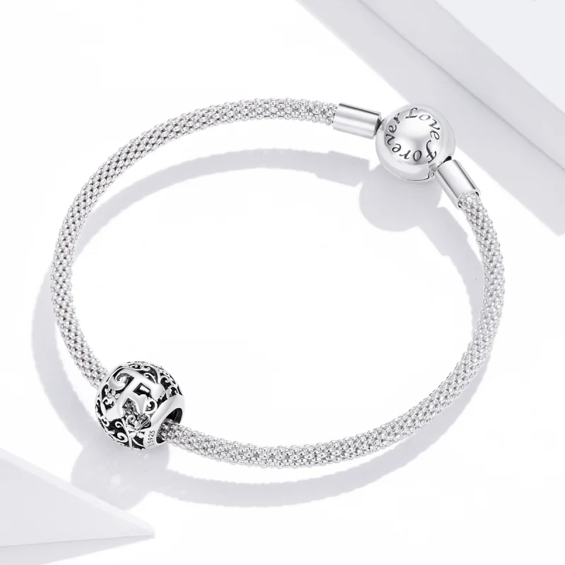 (imagem para) Charm Flores com orifícios, letra F estilo Pandora - SCC1444-F - Visualizar 3