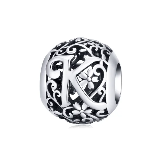 (imagem para) Charm Flores com orifícios, letra K estilo Pandora - SCC1444-K