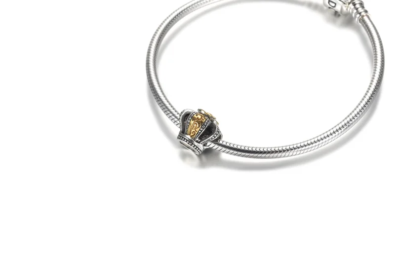 (imagem para) Conta Coroa Real, Prata e Ouro 14k Pandora - 799340C00 - Visualizar 5