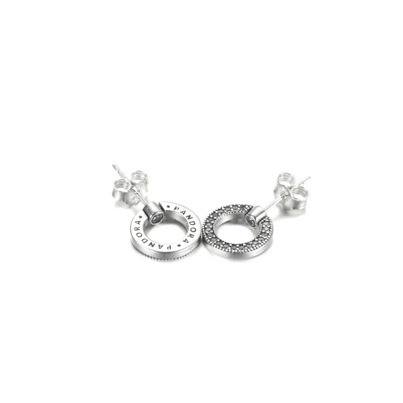 (imagem para) Brincos Reversíveis PANDORA Pavé & Círculo com Logo - 299486C01 - Visualizar 5