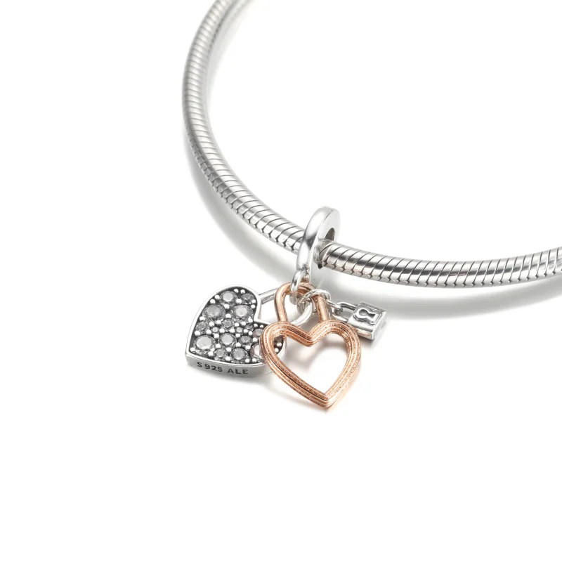 (imagem para) Charm Duplo Pingente Coração com Cadeado PANDORA - 780087C01 - Visualizar 5