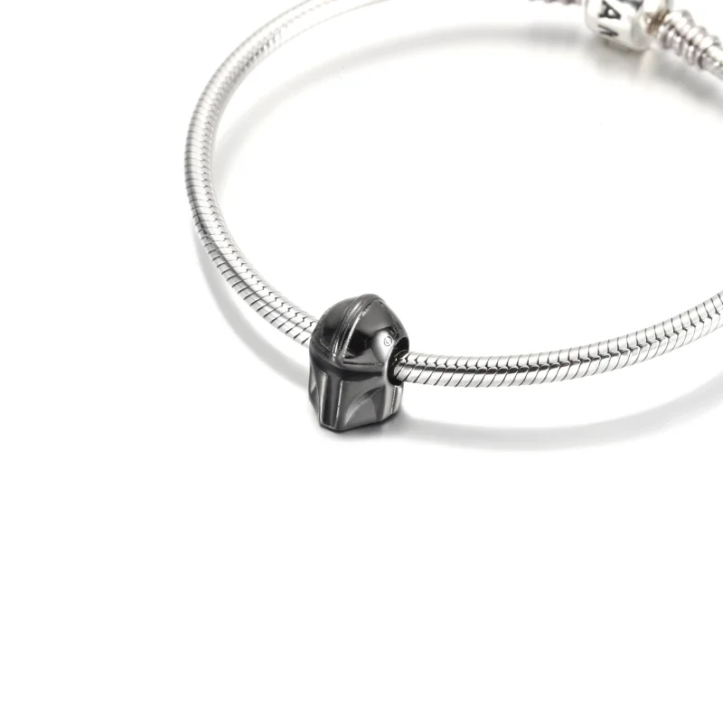 (imagem para) PANDORA Edição Limitada Star Wars Capacete do Mandaloriano Charm - 740019C01 - Visualizar 5