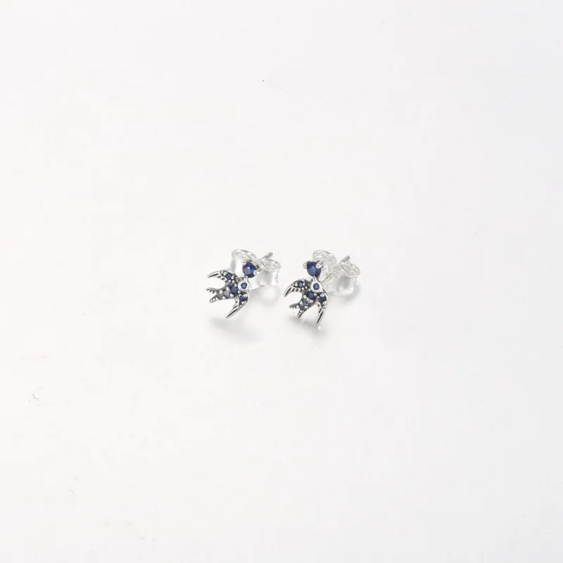 (imagem para) Brincos de Argola PANDORA Andorinha Cintilante - 292568C01 - Visualizar 4