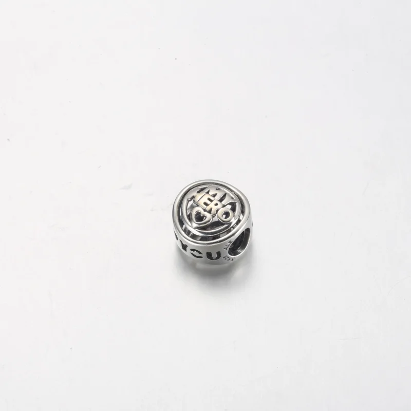 (imagem para) Charm Openwork Mom Hero PANDORA - 792644C00 - Visualizar 3