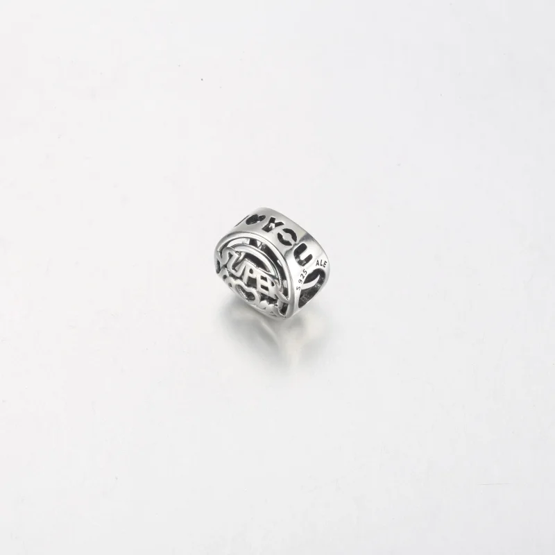 (imagem para) Charm Openwork Mom Hero PANDORA - 792644C00 - Visualizar 6