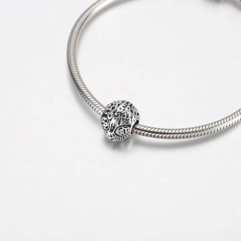 (imagem para) PANDORA Charm da Máscara do Homem-Aranha da Marvel - 792351C01 - Visualizar 8