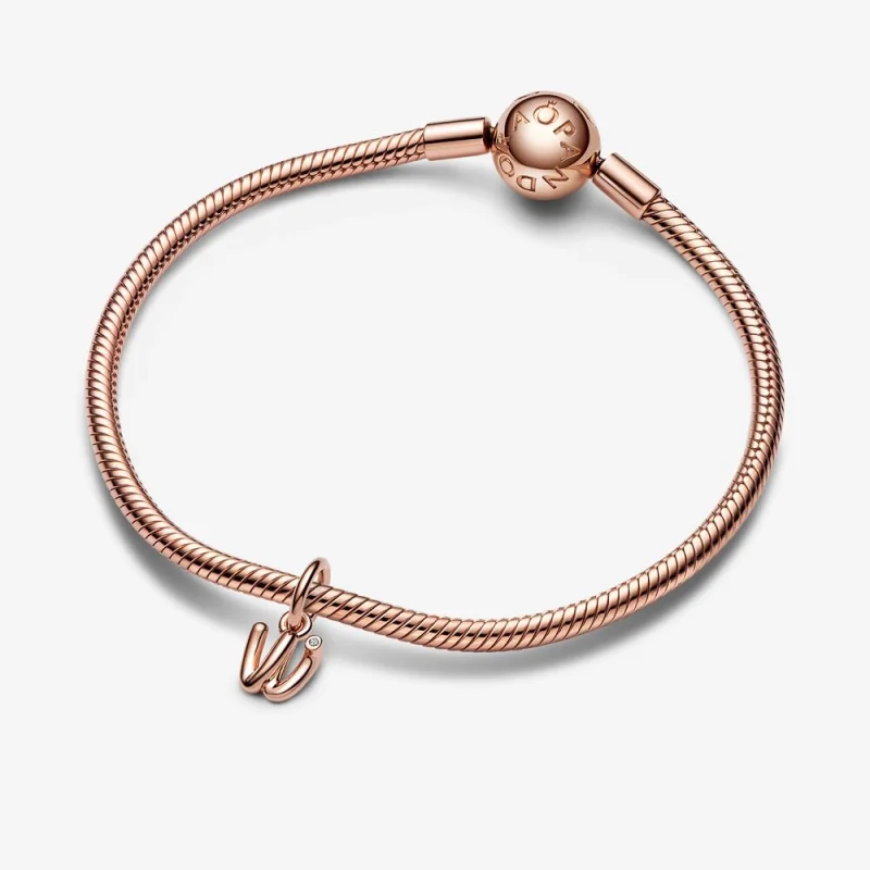 (imagem para) PANDORA Charm de Letra W em Alfabeto Cursivo Pingente - 782481C01 - Visualizar 4