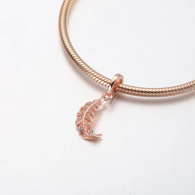 (imagem para) PANDORA Charm Pingente de Pena Curva Flutuante - 782578C01 - Visualizar 10