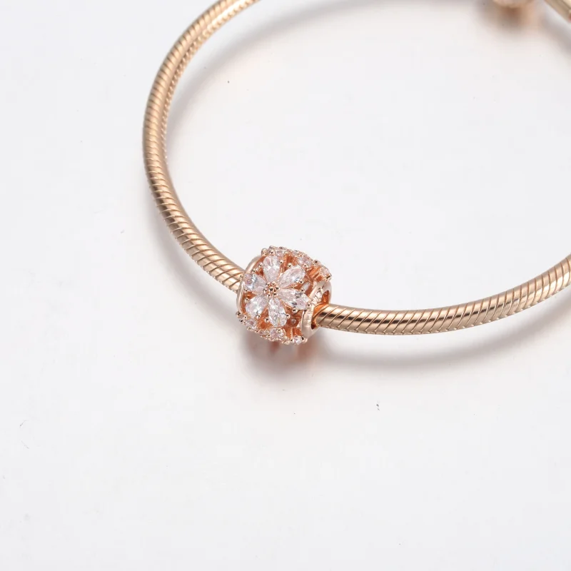 (imagem para) PANDORA Charm Redondo do Herbário Cintilante com Aglomerado - 782383C01 - Visualizar 7