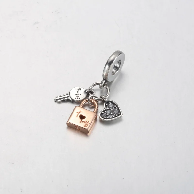 (imagem para) PANDORA Chave, Cadeado e Coração Triplos Duotone Pingente - 782506C01 - Visualizar 5