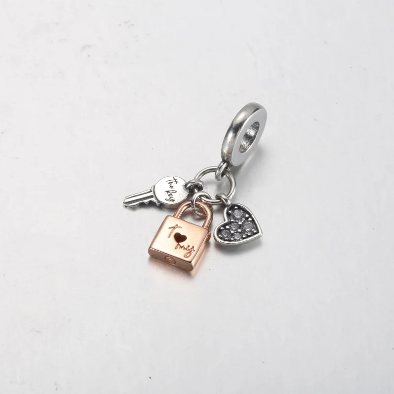 (imagem para) PANDORA Chave, Cadeado e Coração Triplos Duotone Pingente - 782506C01 - Visualizar 8