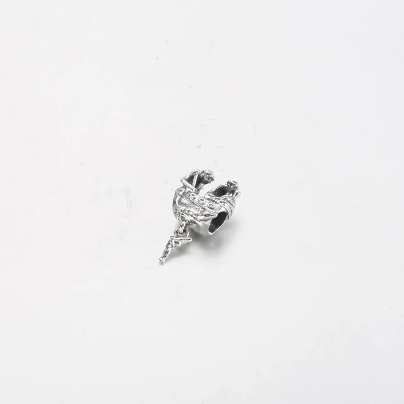 (imagem para) PANDORA Disney Charm da Navio Pirata da Sininho e do Capitão Gancho - 792521C00 - Visualizar 10