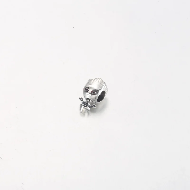 (imagem para) PANDORA Marvel Guardiões da Galáxia Charm Groot Dançante - 792554C01 - Visualizar 9