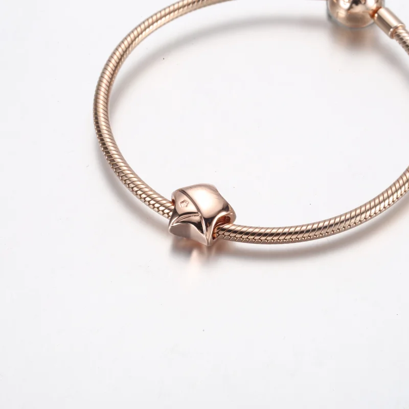 (imagem para) Pandora Rose Gold Estrela da Sorte Charm - 782484C01 - Visualizar 7