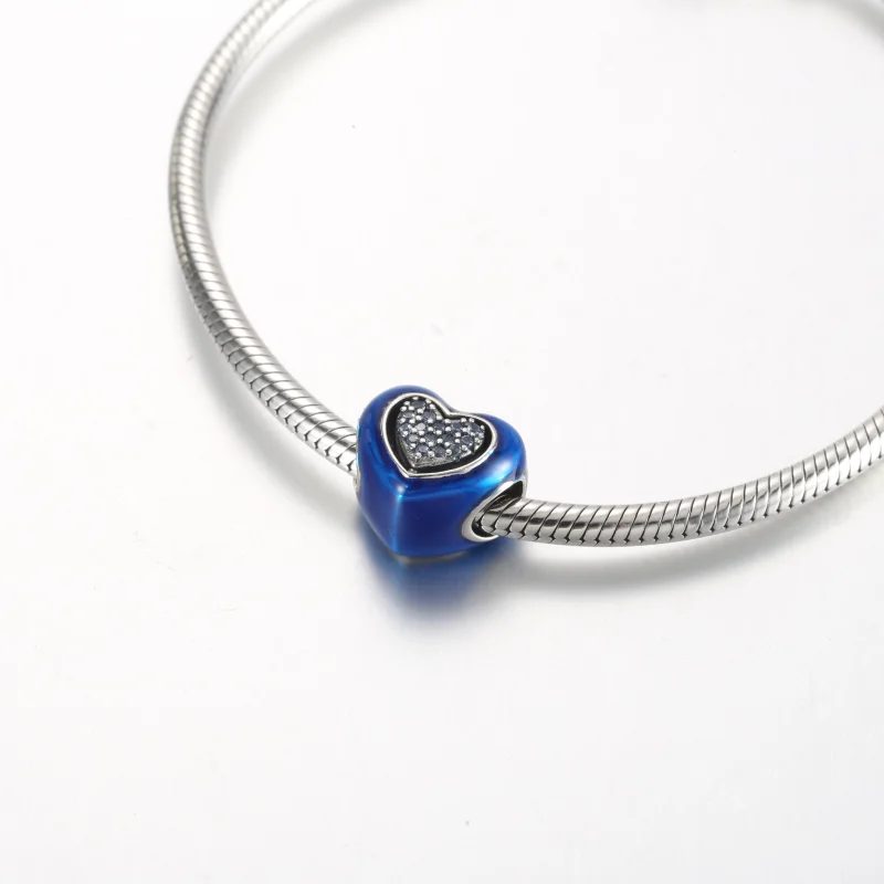 (imagem para) Charm Coração Giratório Azul Pandora - 792750C01 - Visualizar 5