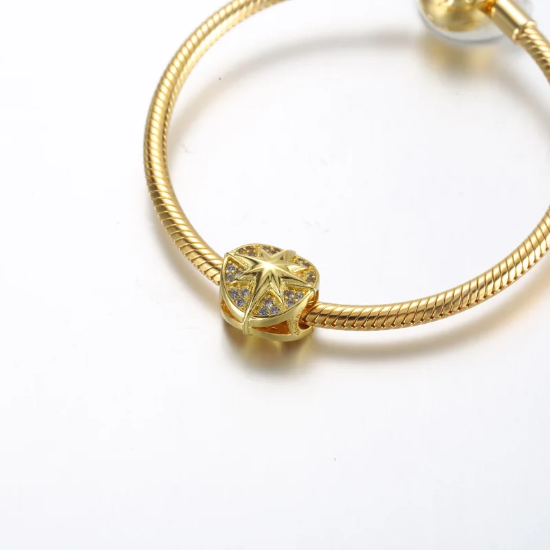 (imagem para) Pandora Marvel Capitã Marvel Charm do Emblema - 762744C01 - Visualizar 5