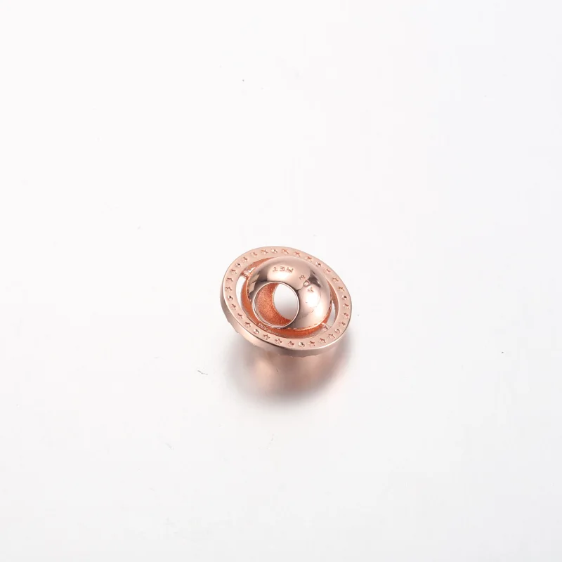(imagem para) Pandora Saturno planeta charm banhado a ouro rosa 14k com zircônia cúbica incolo - Visualizar 4