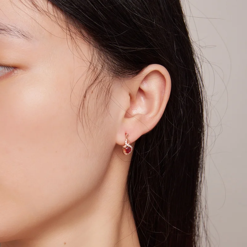 (imagem para) Brincos Argola de Estilo Pandora em Ouro Rosa com Laço de Amor - BSE815 - Visualizar 5