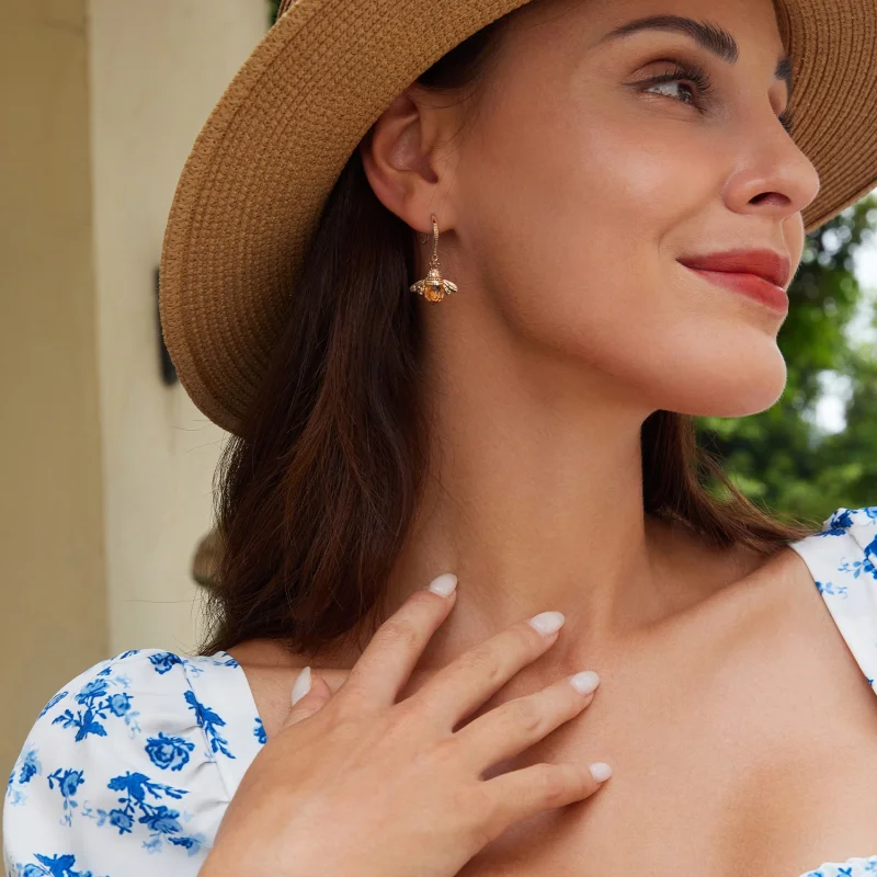 (imagem para) Brincos Pandora Estilo Pequena Abelha Dourada Pendentes - SCE149-B - Visualizar 5