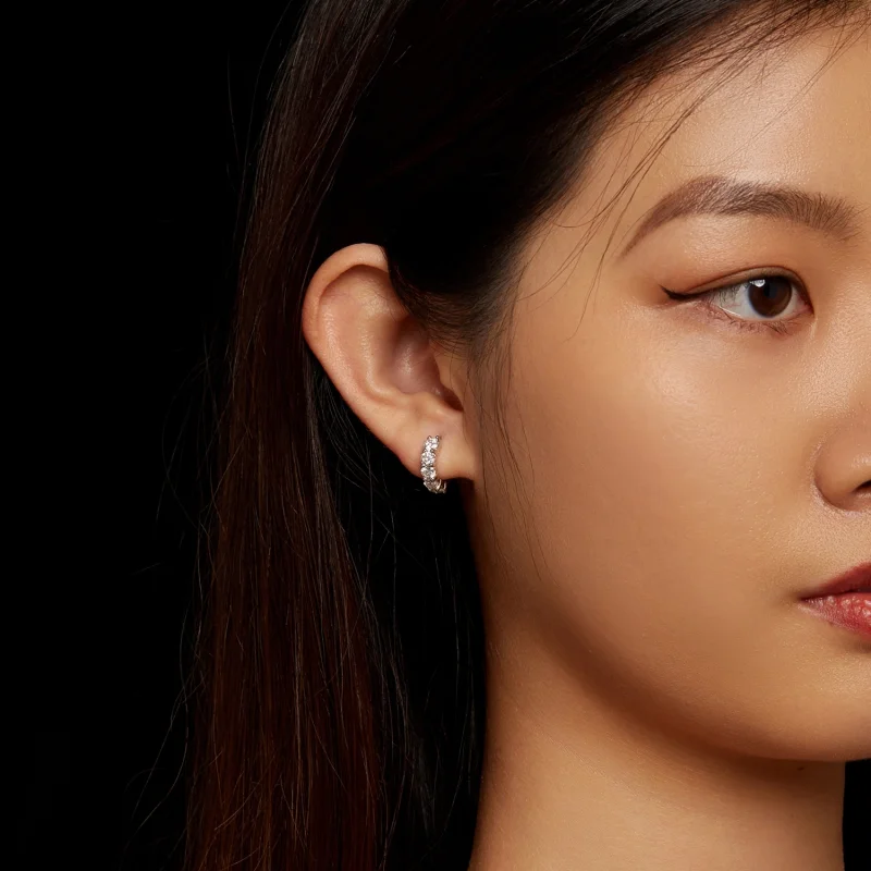 (imagem para) Brincos Pandora Style Meia Argola com Moissanite e Diamante - MSE033 - Visualizar 5