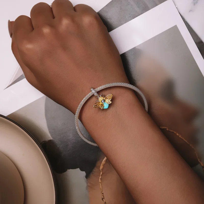 (imagem para) Pandora Style Bee Glow-In-The-Dark Dangle - SCC2616 - Visualizar 6