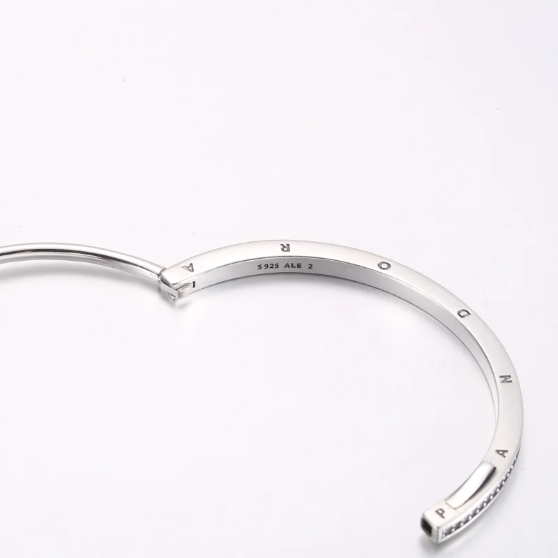 (imagem para) Bracelete Pandora Signature I-D Pavé - 592313C01 - Visualizar 4