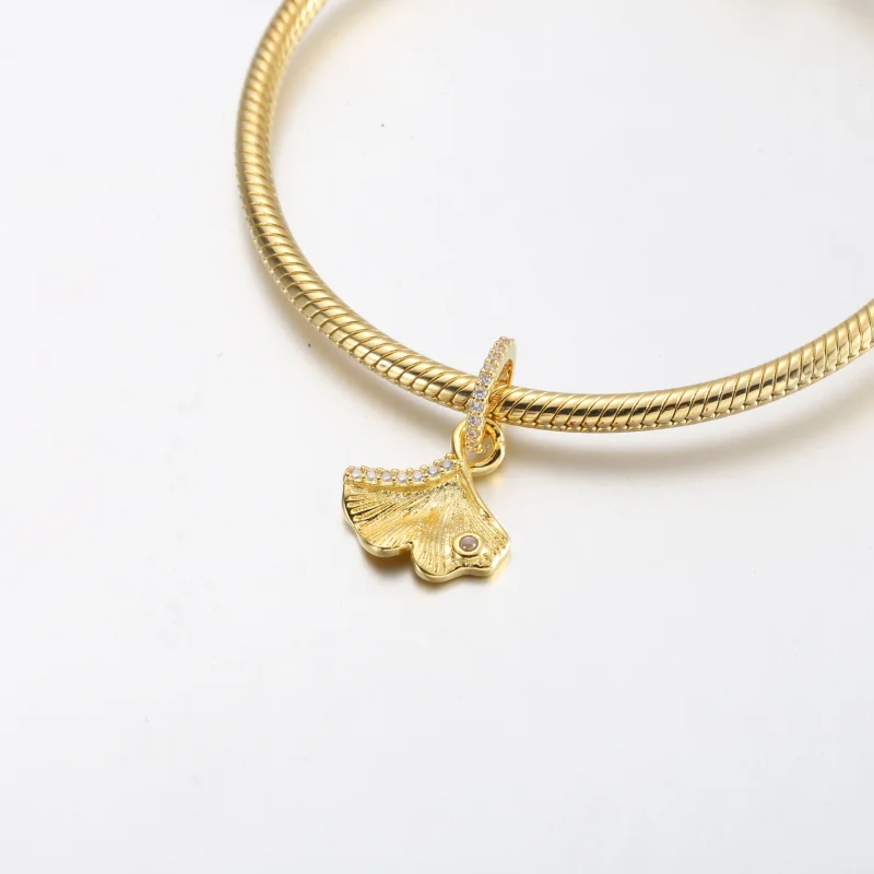 (imagem para) Brinco Pandora Ginkgo banhado a ouro 14k com zircônia cúbica incolor - 762428C01 - Visualizar 4
