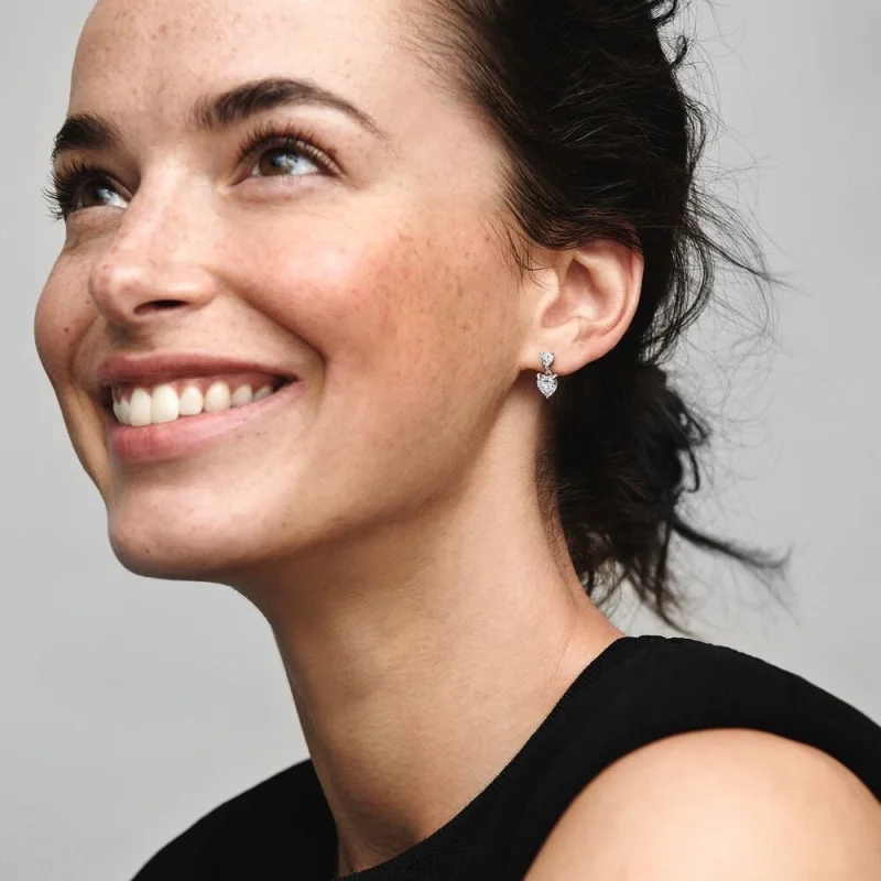 (imagem para) Brincos de Argola Pandora Coração Duplo Cintilante - 291199C01 - Visualizar 5