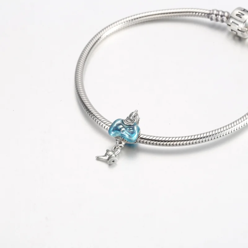 (imagem para) Charm Gênio e Lâmpada do Aladdin da Disney Pandora - 792348C01 - Visualizar 4