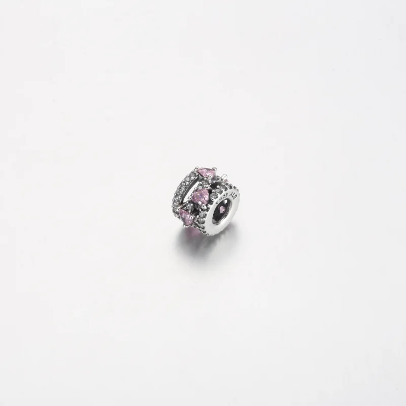 (imagem para) Charm Pandora Brilhante Três Corações com Halo Triplo - 791161C01 - Visualizar 2