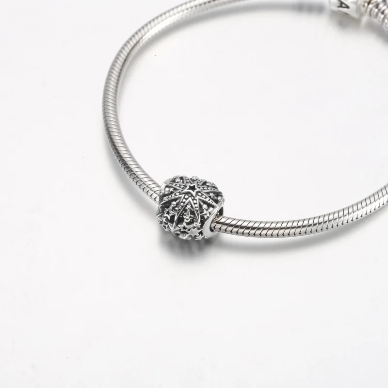 (imagem para) Charm Pandora Floco de Neve Celestial - 792360C00 - Visualizar 4