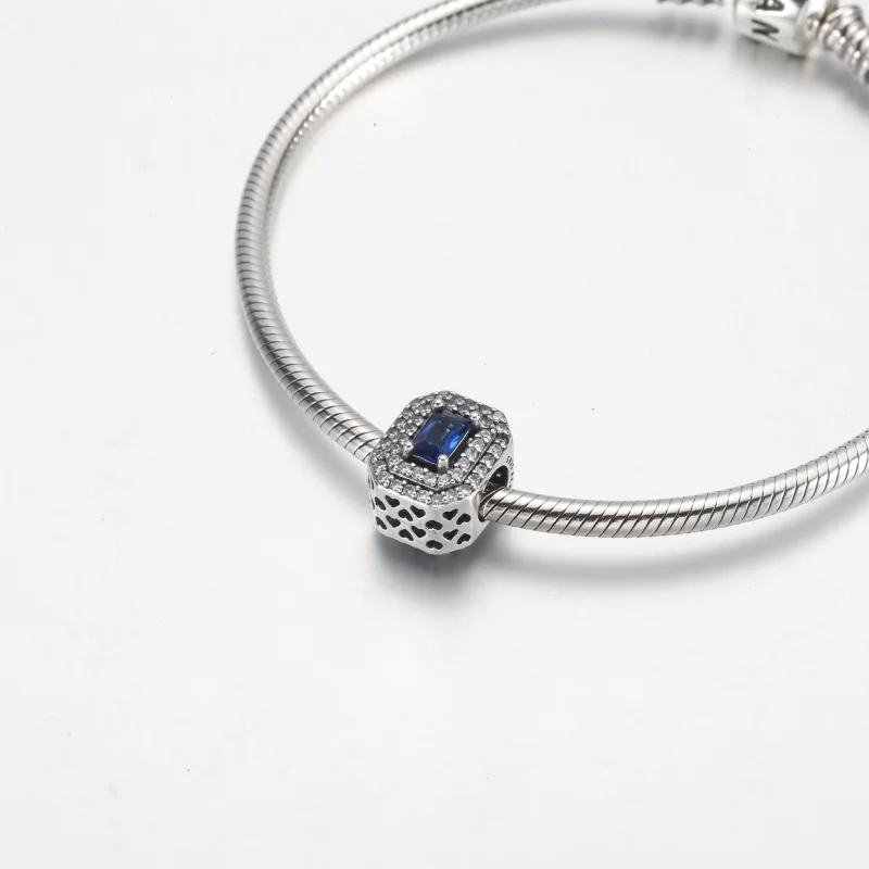 (imagem para) Charm Retangular Nivelado Azul Cintilante Pandora - 792385c01 - Visualizar 5
