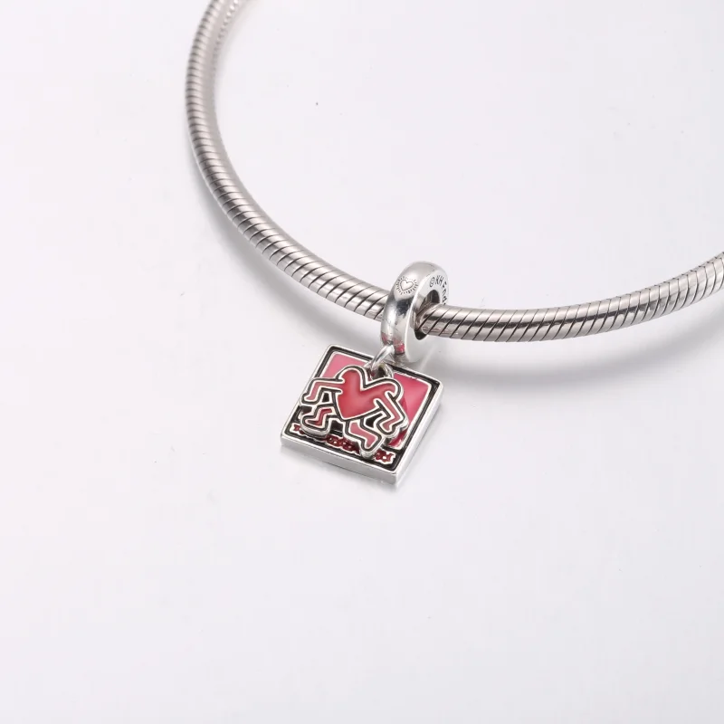 (imagem para) Keith Haring™ x Pandora Charm Duplo Pingente Coração Caminhante - 792216C01 - Visualizar 5