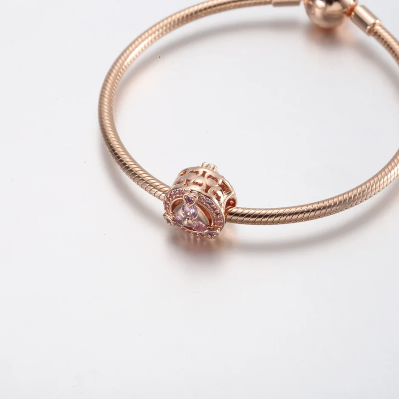 (imagem para) Pandora Reveal Your Love Sparkling Hearts Charm Botão - 780796C02 - Visualizar 4