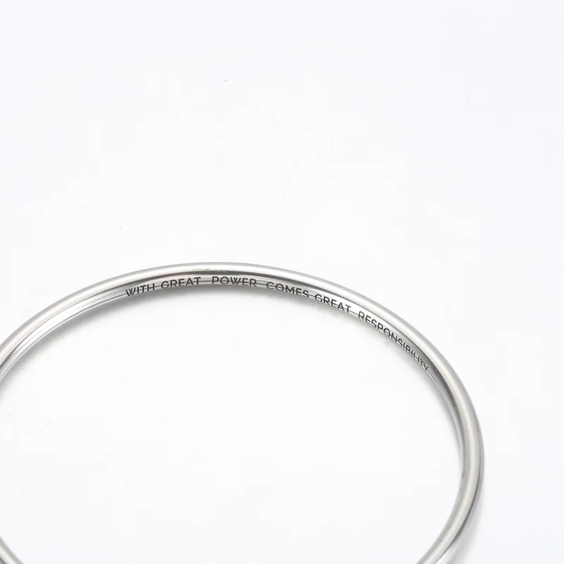 (imagem para) Pulseira de Fecho com Máscara do Homem-Aranha da Marvel da Pandora Moments - 592 - Visualizar 4