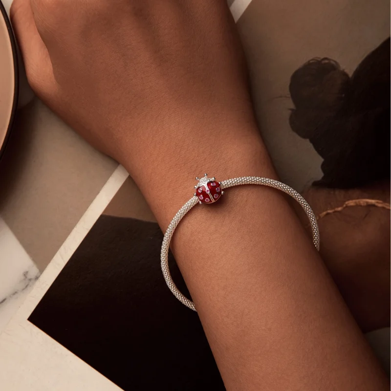 (imagem para) Charm de Joaninha Fosforescente ao Estilo PANDORA - SCC2735 - Visualizar 2