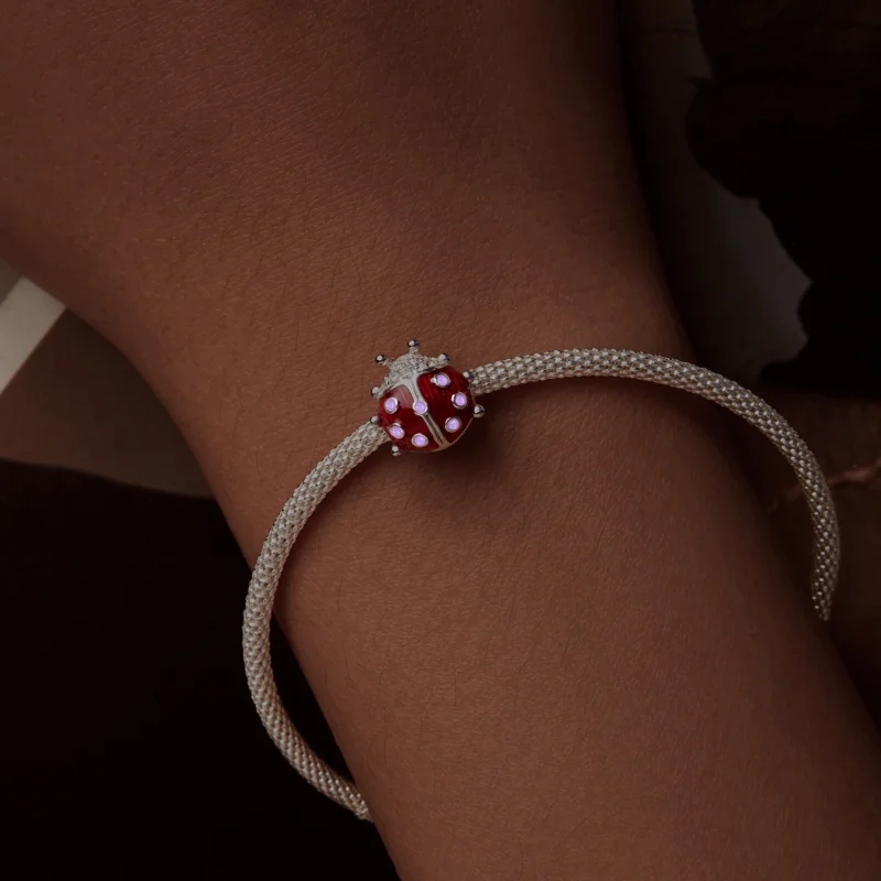 (imagem para) Charm de Joaninha Fosforescente ao Estilo PANDORA - SCC2735 - Visualizar 5