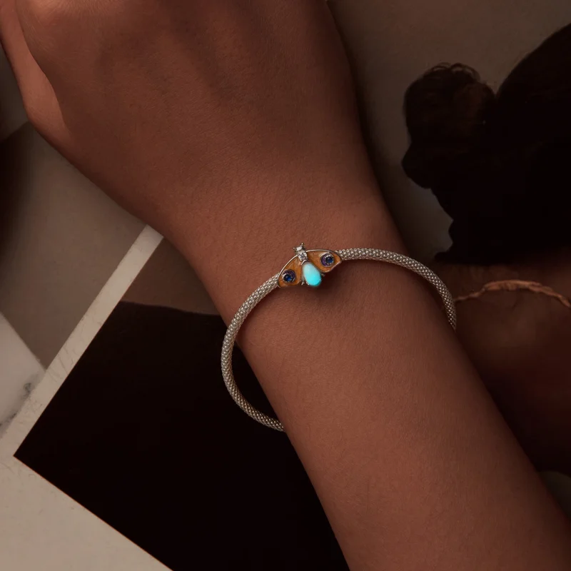 (imagem para) Charm PANDORA Estilo Borboleta Voadora Luminescente - SCC2733 - Visualizar 4