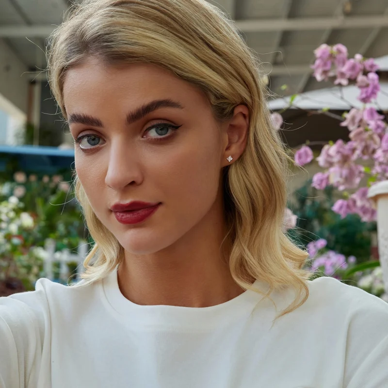 (imagem para) Brincos PANDORA Style Trevo de Quatro Folhas com Moissanita (com um certificado) - Visualizar 8