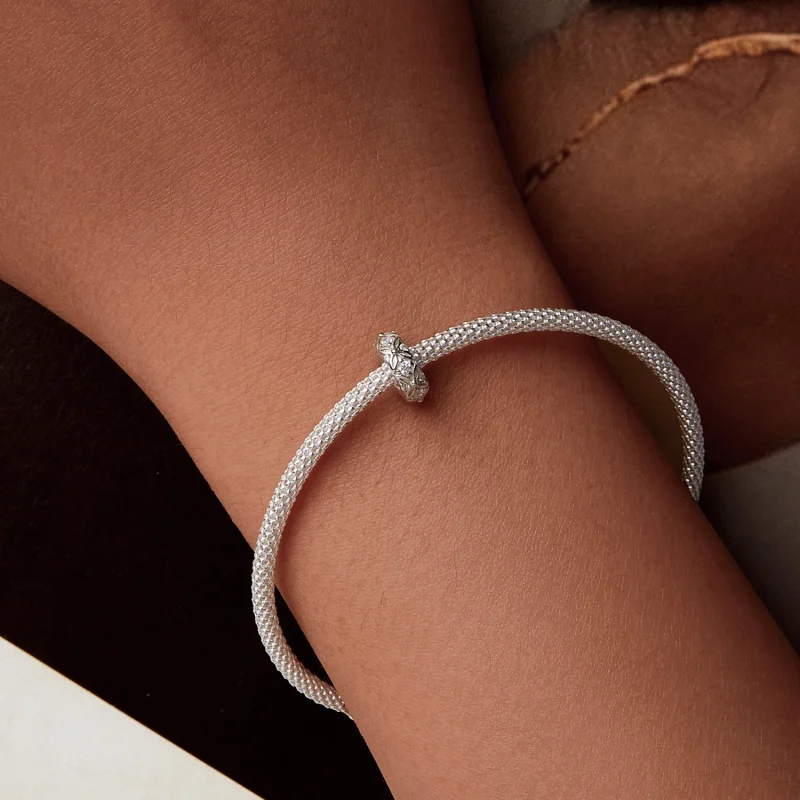 (imagem para) Charm espaçador de silicone com padrão em relevo estilo PANDORA - BSC1011 - Visualizar 7