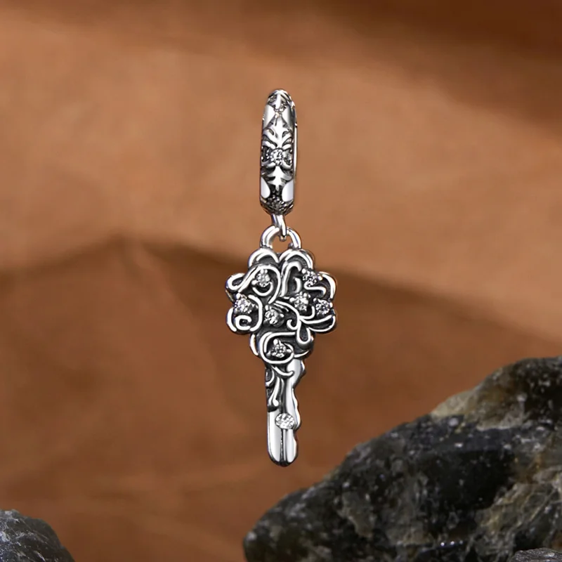 (imagem para) Pingente Chave da Sorte Estilo PANDORA - SCC2850 - Visualizar 2